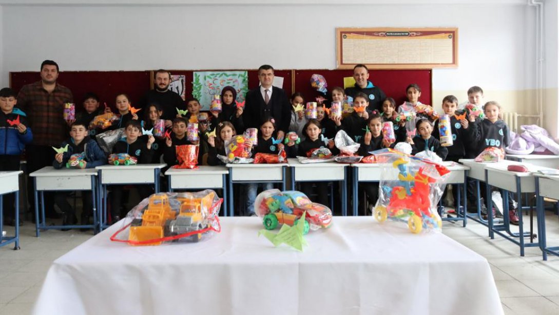 Borsa İstanbul Yatılı Bölge Ortaokulu Deprem Bölgesi Yardımı 
