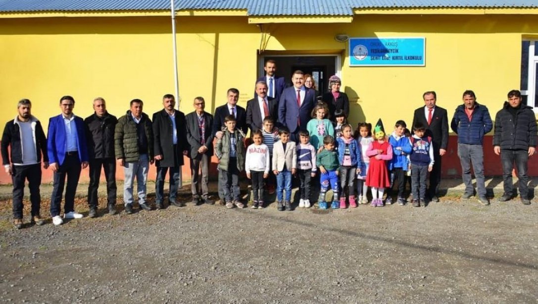 Yeşilgüneycik Şehit Erol Kırtıl  İlkokulu ve Damyeri  İlk/Ortaokulu'nu Ziyaret