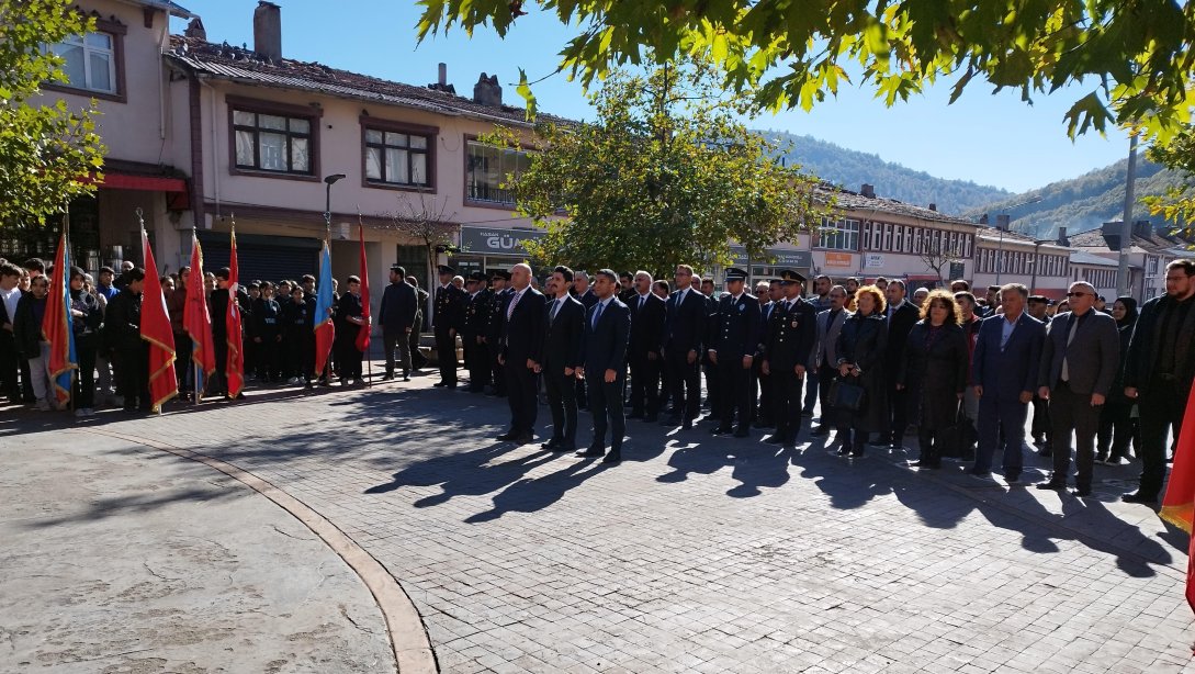 29 EKİM CUMHURİYET BAYRAMI ÇELENK SUNMA TÖRENİ